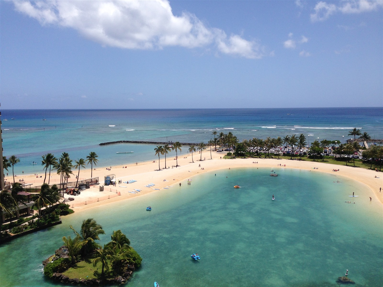 Hilton Hawaiian Village wedding